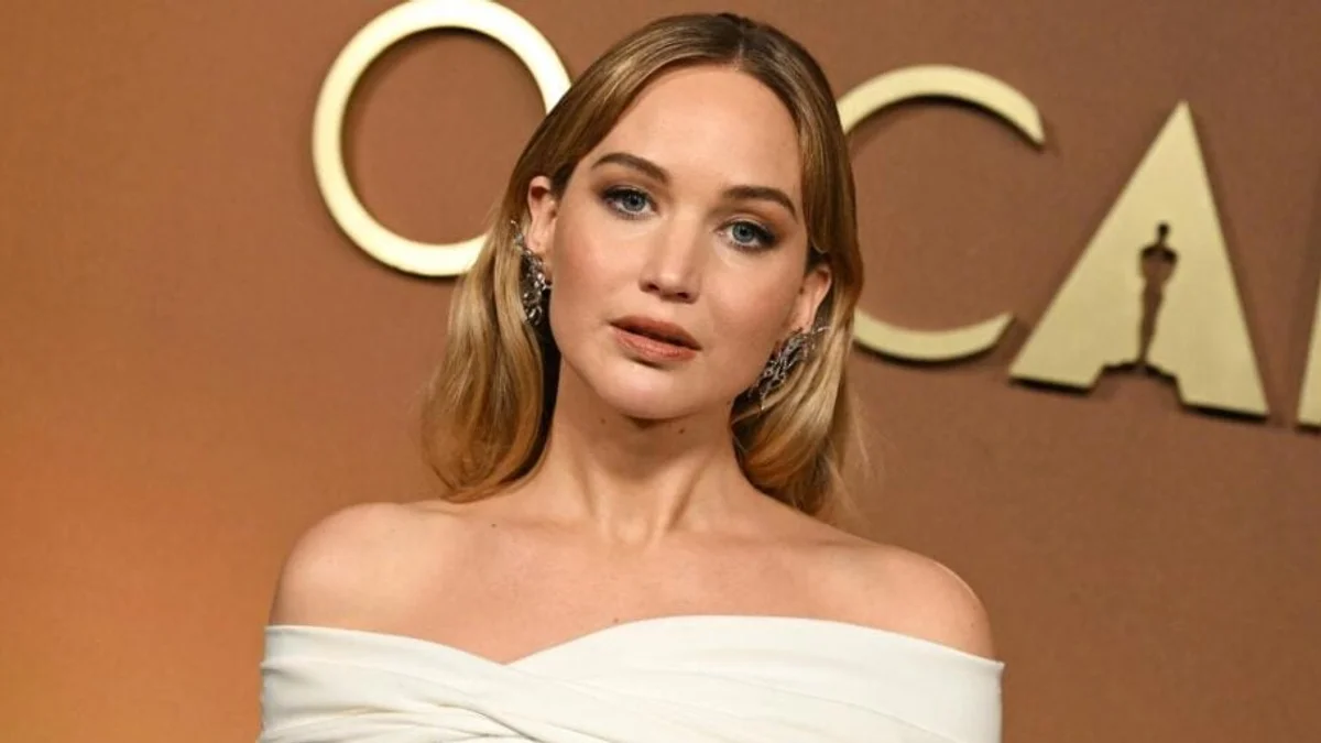 Jennifer Lawrence finally joins Instagram and is already threatening to leave