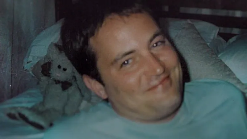 Matthew Perry au-delà de Chandler : Netflix dévoile la bande-annonce de son documentaire