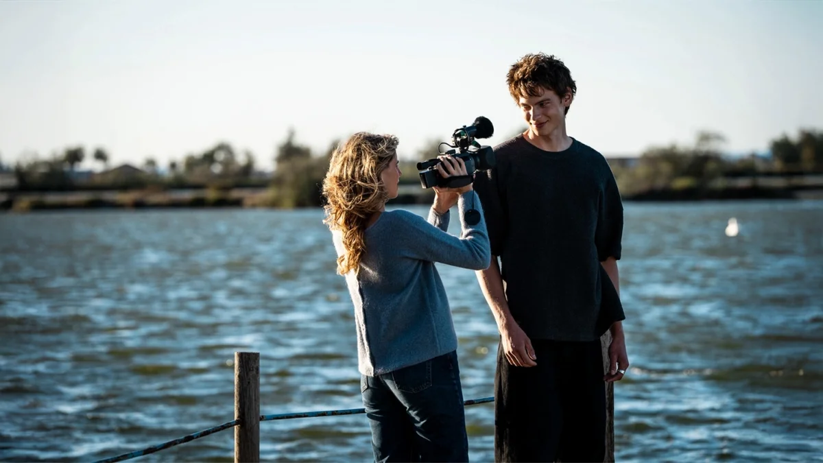Prime Video transforme un million de romans vendus en romance mondiale avec Toi+Moi