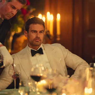 The Gentlemen obtient déjà une saison 3 : Netflix ne laisse même plus le temps à Eddie Horniman de souffler