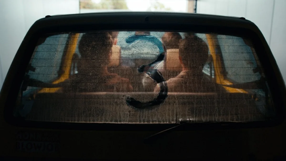 The Inbetweeners 3 est lancé chez Netflix : les quatre champions du malaise remontent dans la voiture
